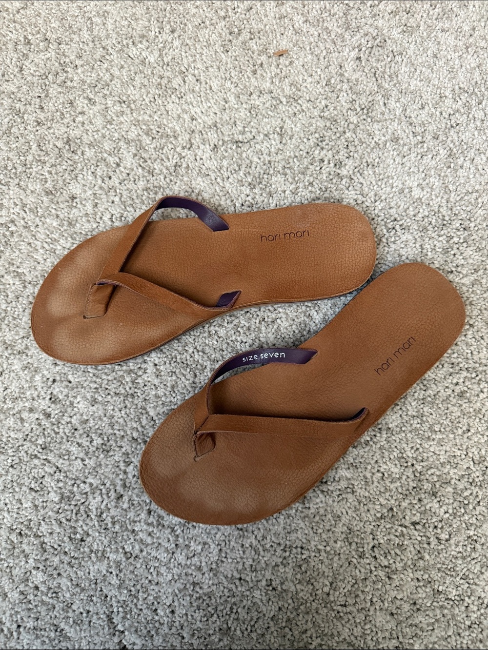 Hani Mari Women’s Brown Leather Flip Flop Sandals